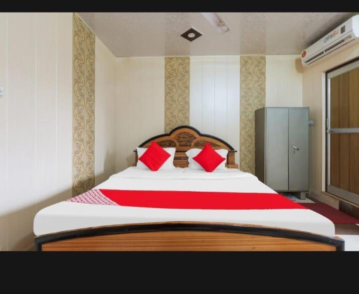 Hotel Chitrarth & Party Lawn Haldwāni Екстериор снимка